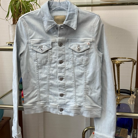 AG ADRIANO GOLDSCHMIED Light Wash Denim Jacket. Size L. Robyn Style 4087. $31 - Picture 6 of 16
